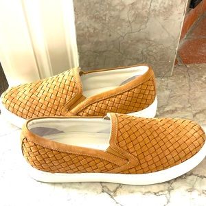 - NEW $248 M. Gemi The Cerchio "Luggage" Suede Slip On Sneaker